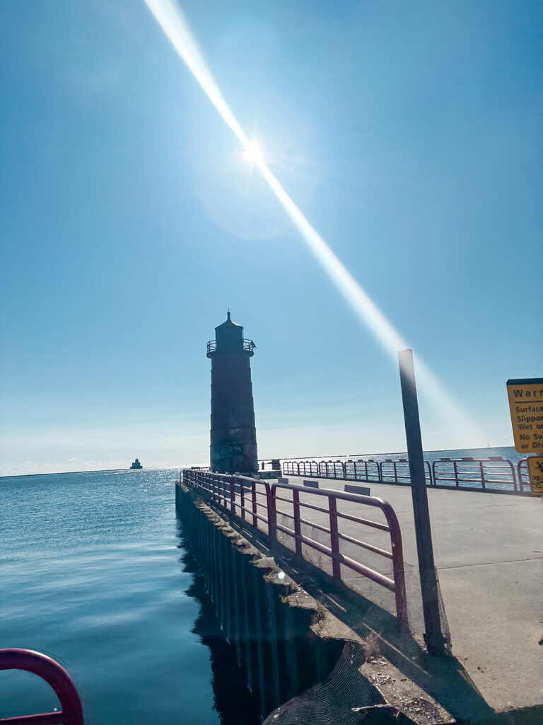 Milwaukee Pierhead Lighthouse